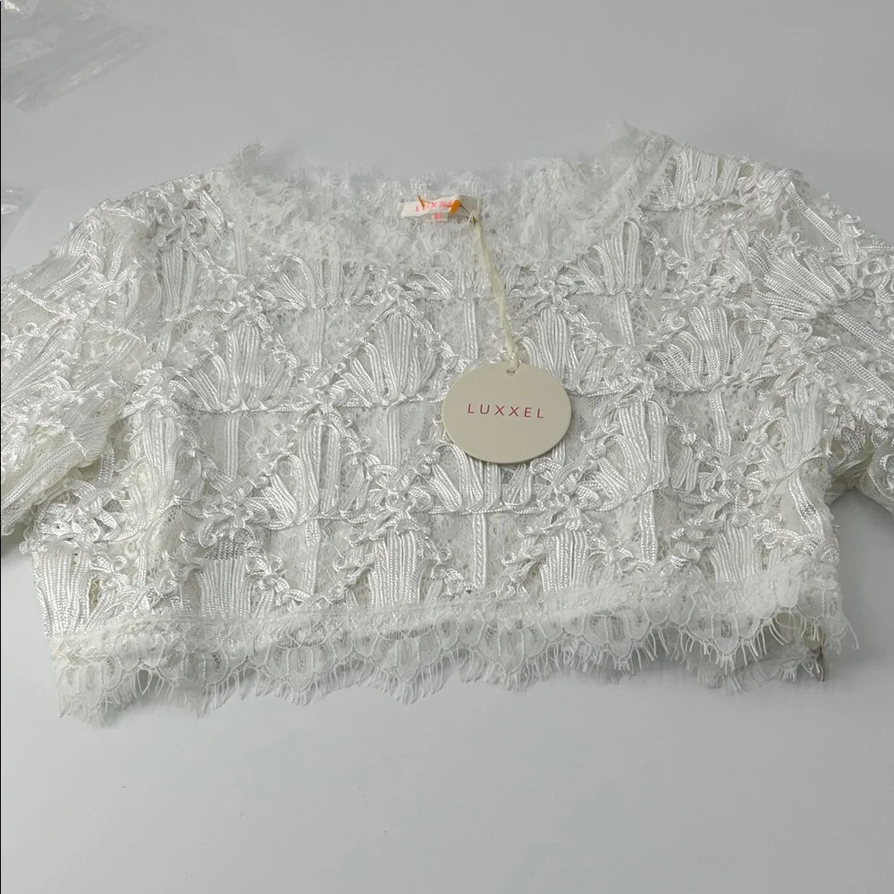 Luxxel White Textured Lace Crop Top